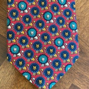 NEVER WORN WITH TAGS VINTAGE 90’s MARKS AND SPENCER MEN'S TIE - LIONS 100% SILK!